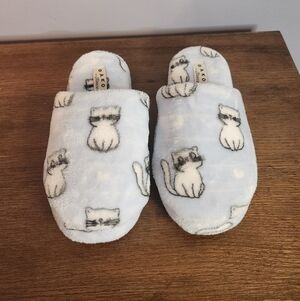 Dakota Fleece Slippers Blue/White Cat Womens Size M(7-8) Light Blue